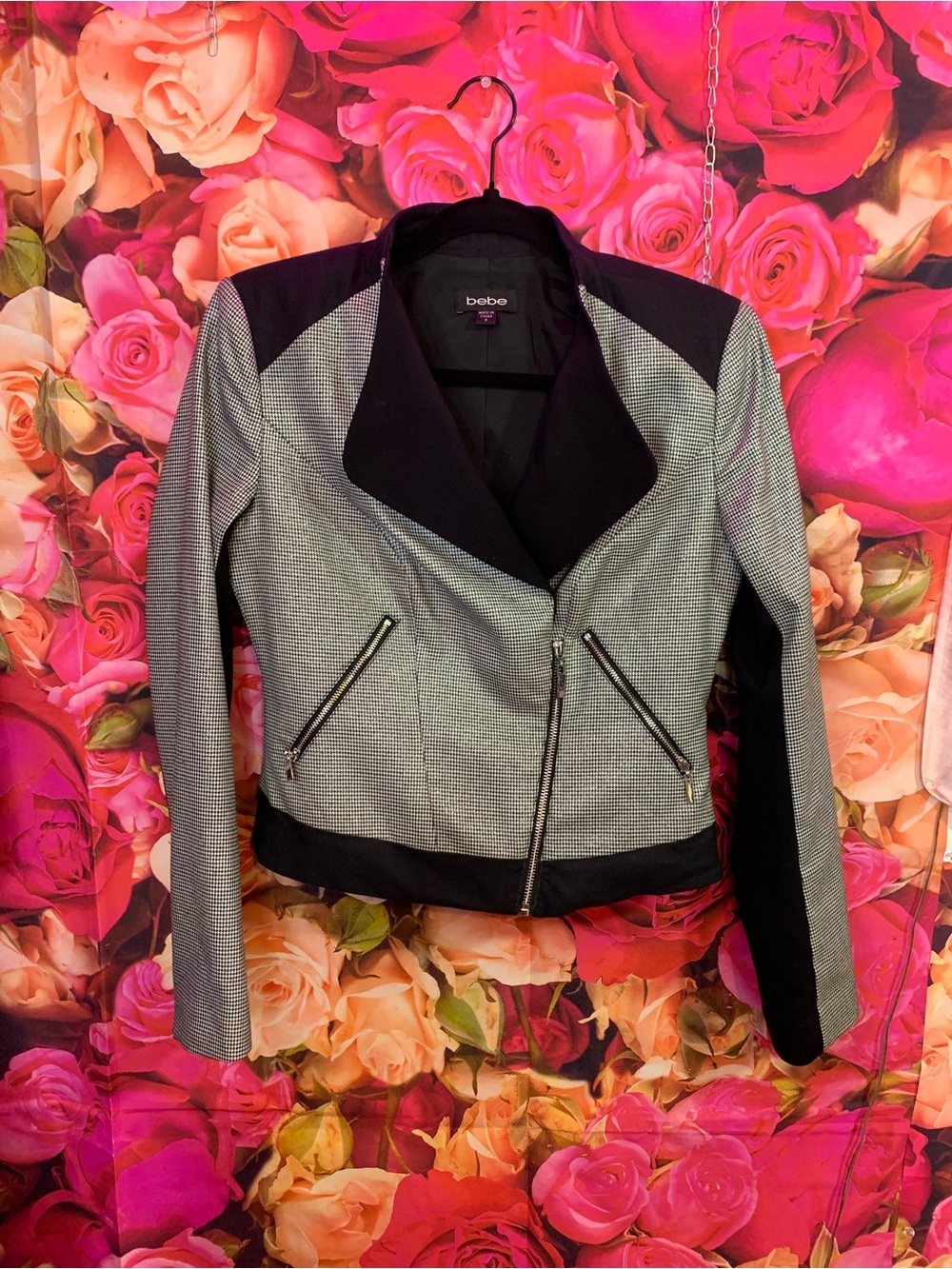 bebe Black and Gray Houndstooth Moto Blazer